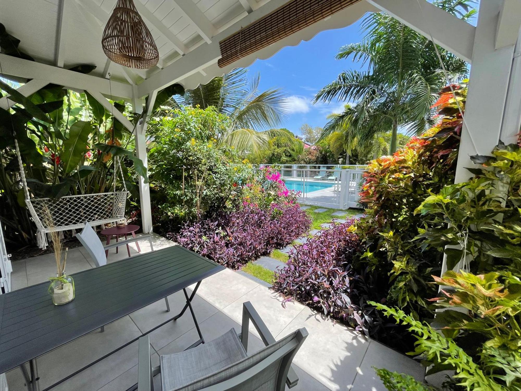 Hotel & Villa Le Cocotel Saint-Francois  Ruang foto